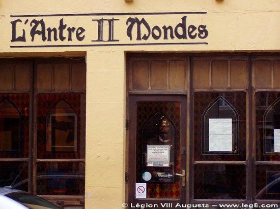 L'Antre II Mondes